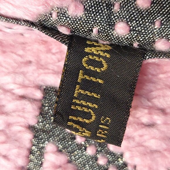Louis Vuitton LV Pink Silver Shine Monogram Logomania Scarf Pre-Owned - Picture 13 of 13